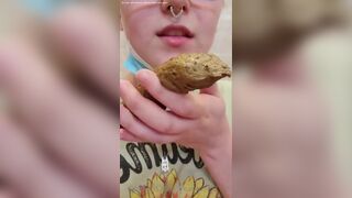 Smelling her poo on a public toilet.., ScatKings.com Scat Porn 2 ScatKings.com Scat Porn